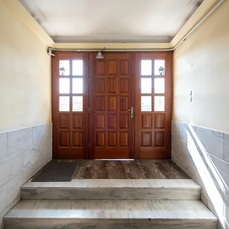 Apartment Liv - Heavenly Rooftop Flat In Koukaki Athens